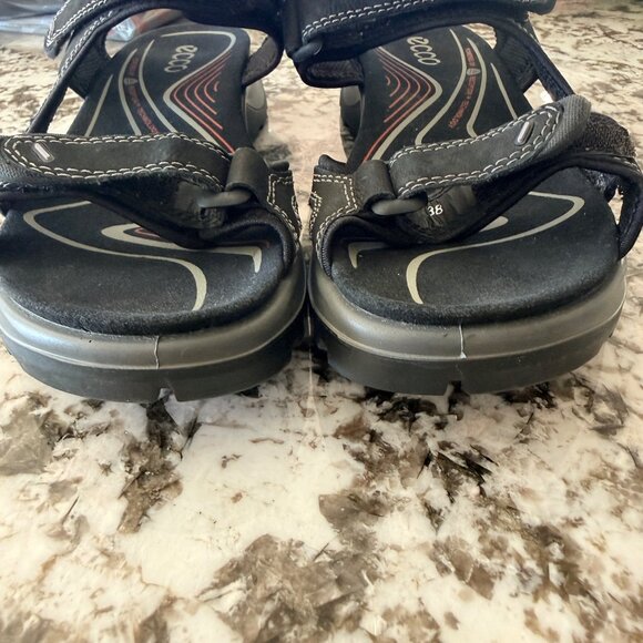 Ecco Yucatan Sandals Womens 7 Black Leather Adjustable Straps Textured Sole - Picture 7 of 14